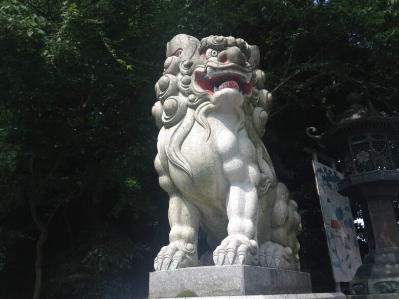 三國神社の狛犬