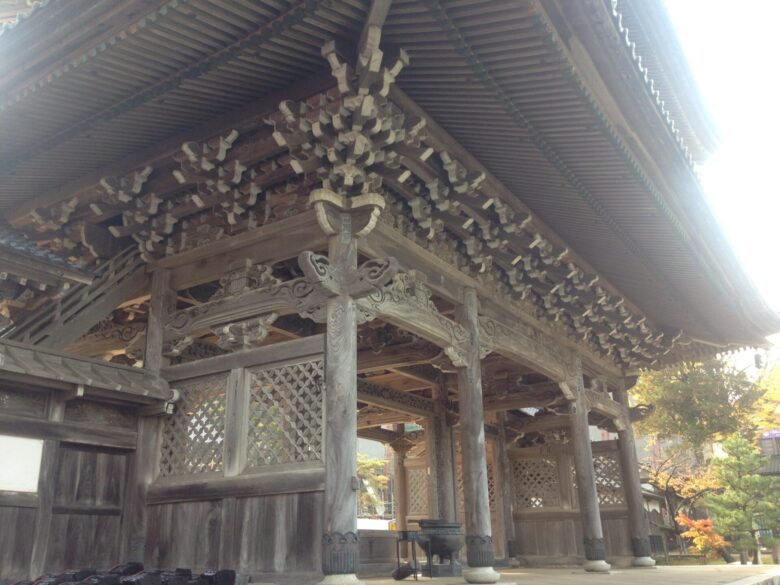 総持寺の門