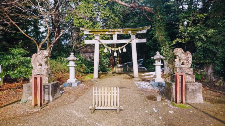 須須神社の鳥居