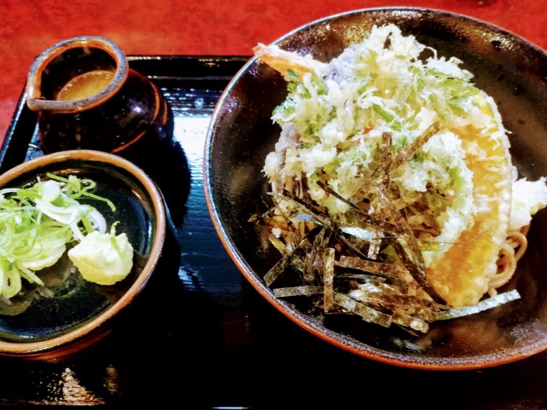 そば処あおきの天ぷら蕎麦