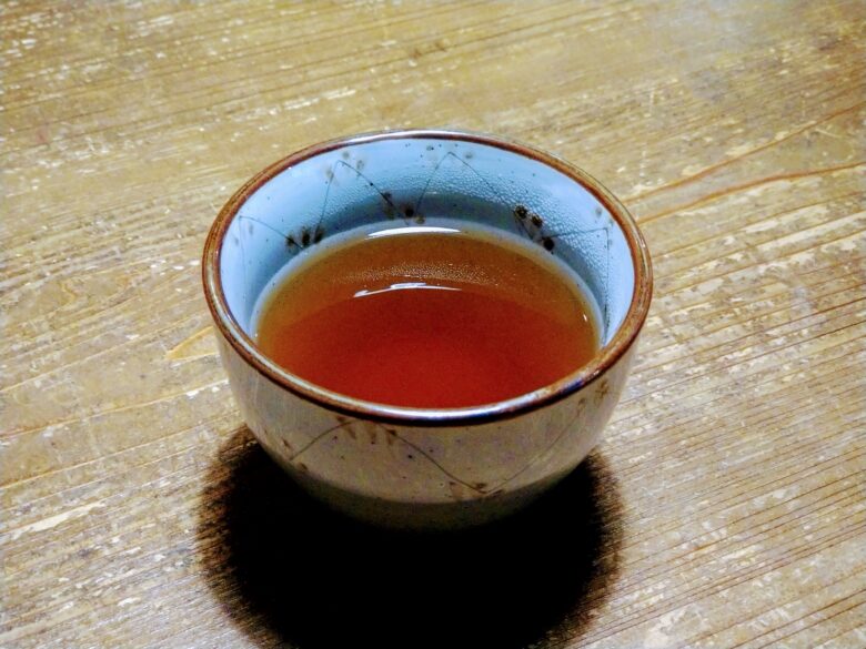 蕎麦山猫のお茶