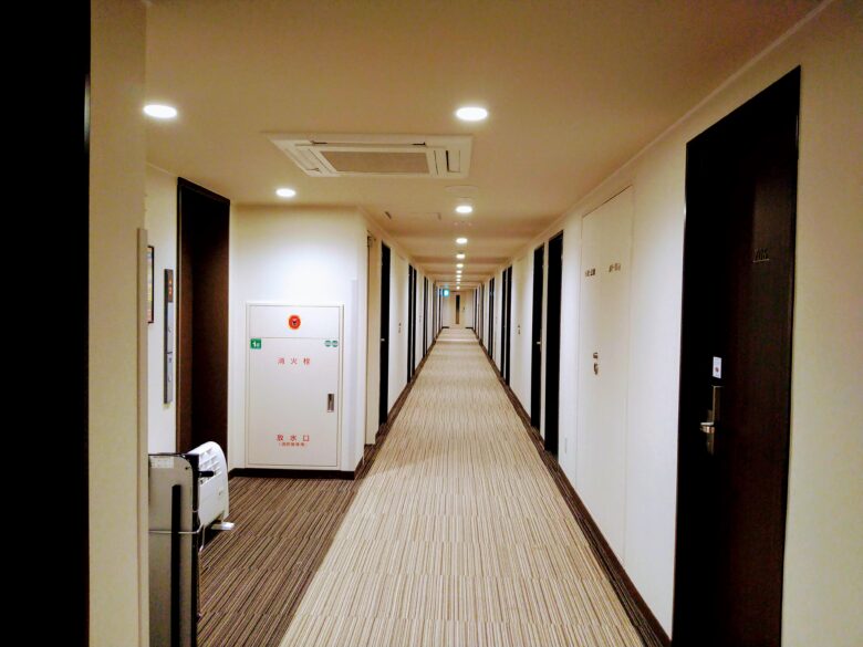 ホテルパークイン 砺波インターの廊下