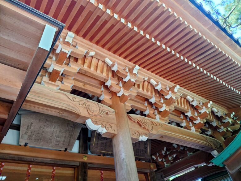 安宅住吉神社の木造