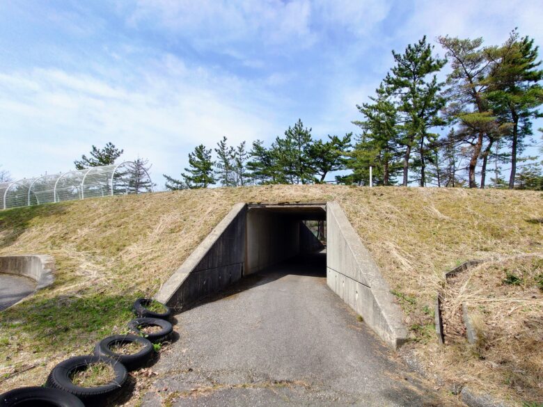 いこいの村能登半島 ファミリーパークのトンネル
