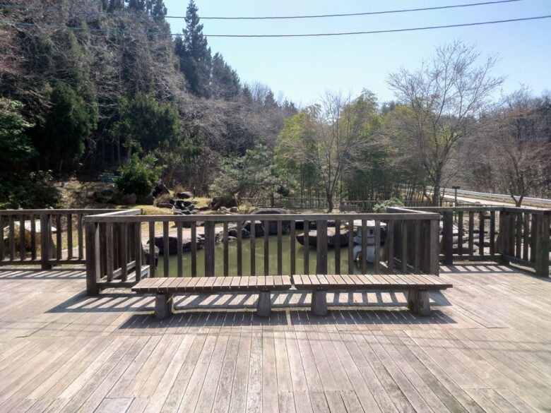 道の駅 桜峠の池