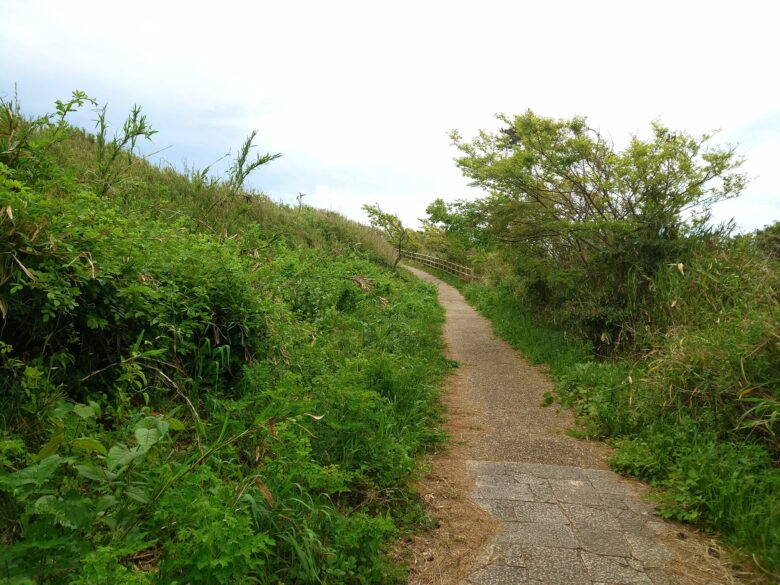 東尋坊の荒磯遊歩道