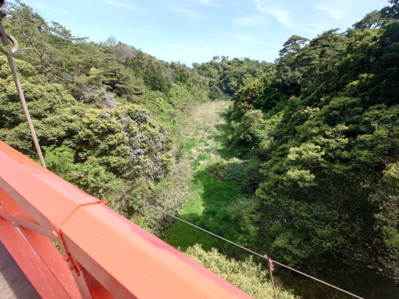 遠島山公園のしらさぎ橋からの眺め