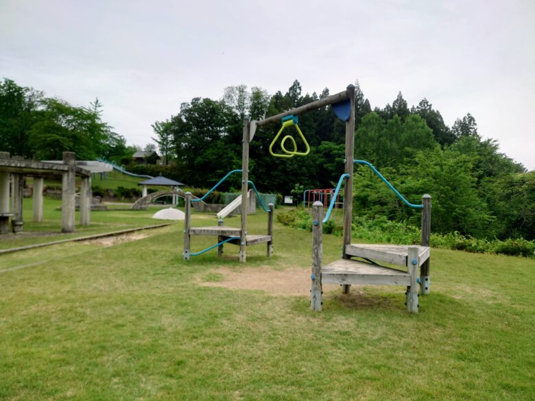 桜ケ池公園遊具広場の謎の遊具