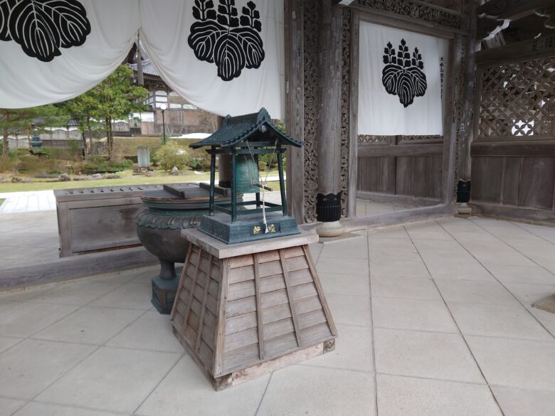 総持寺の小さい鐘