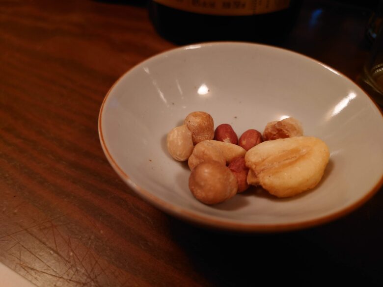 広坂ハイボールのスモークナッツ