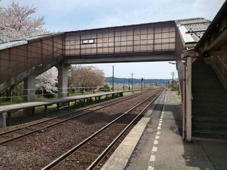 能登中島駅の線路