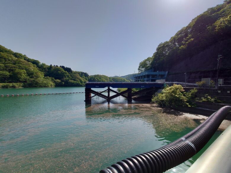 大日川ダムの上流側の景色
