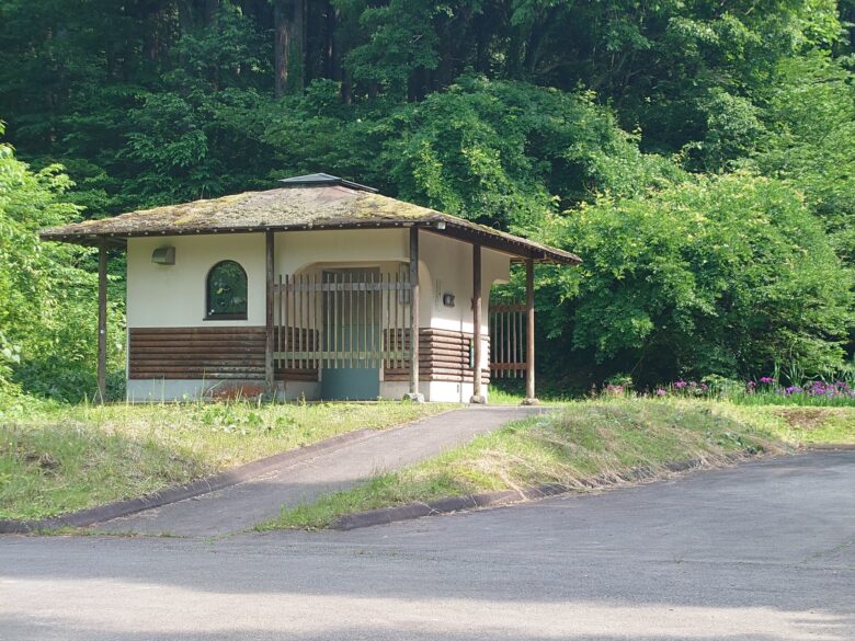 県民公園頼成の森のトイレ