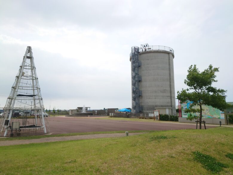 ゆりの里公園 ユリーム春江の調圧水槽スカイビュー