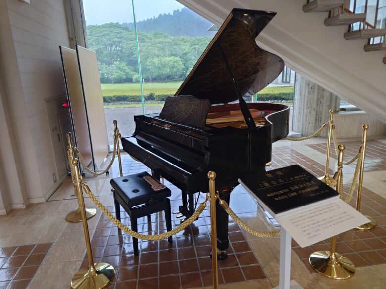 石川県輪島漆芸美術館のピアノ