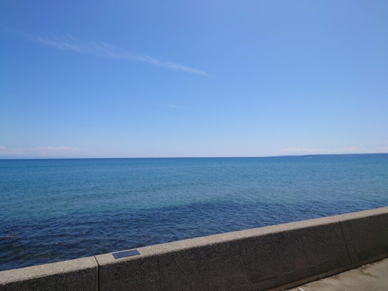 寄り道パーキング雲津からの海の景色