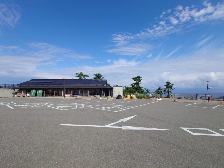 能登半島地震後の白米千枚田・道の駅 千枚田ポケットパーク