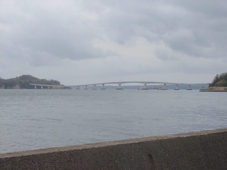 わくたまくんパークから望める能登島大橋
