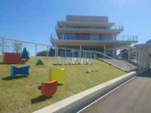 LAKUNA(ラクナ) はくいの建物