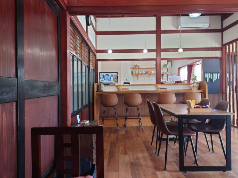 Cafe Ginjiro(銀次郎)の屋内