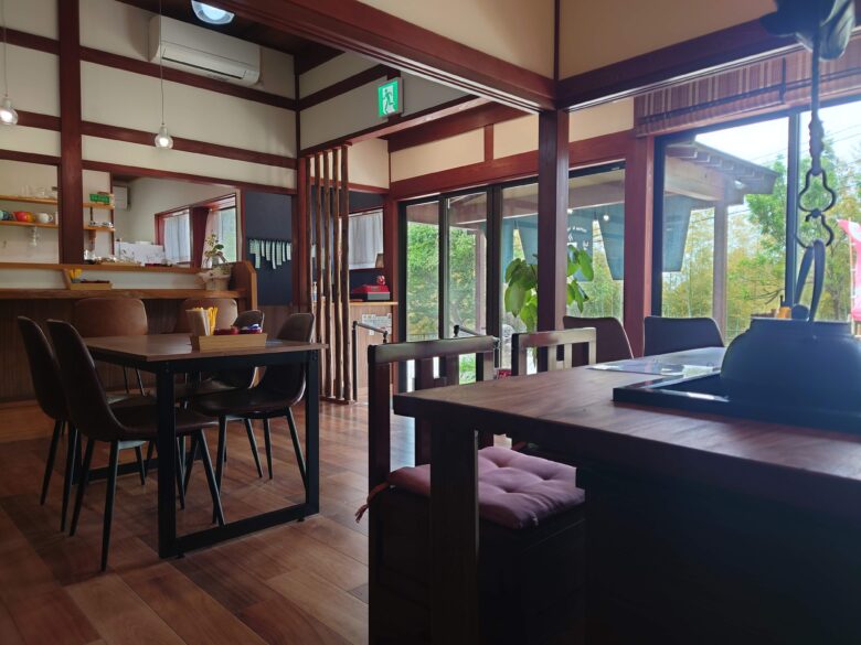 Cafe Ginjiro(銀次郎)の屋内