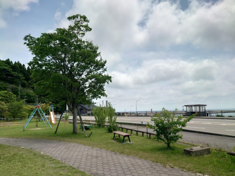 藪田児童公園から見た海側
