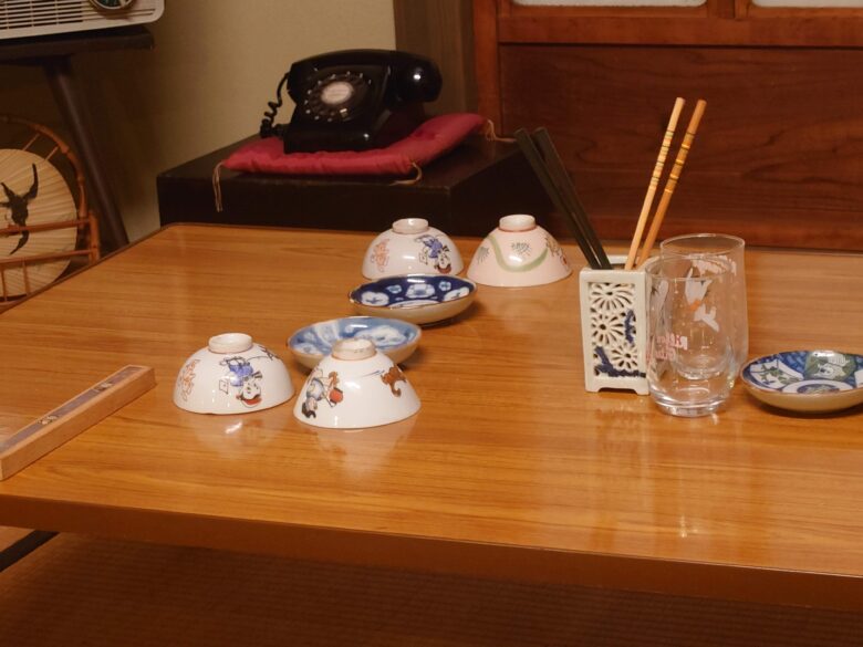 和倉昭和博物館とおもちゃ館のお茶の間の食器