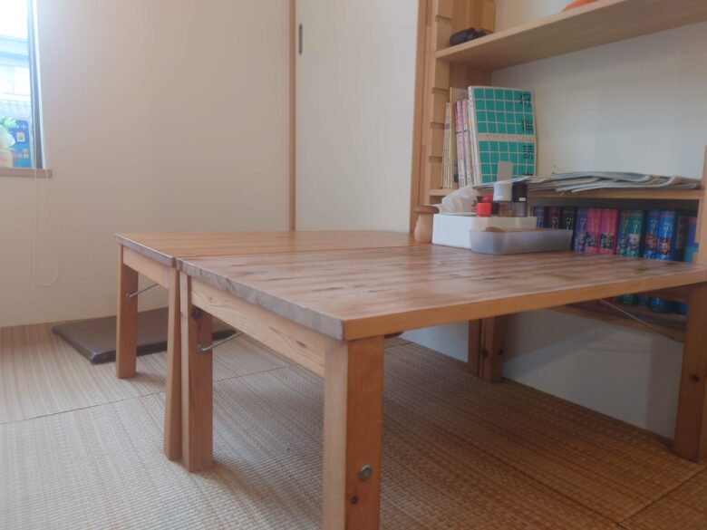 能登まるまる餃子店の小上がり席