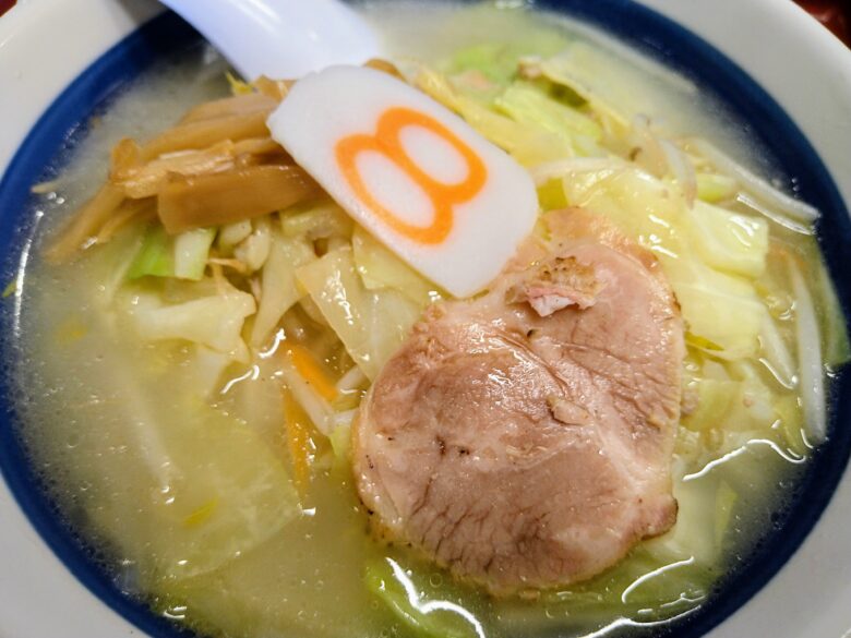 ８番らーめんの塩らーめん