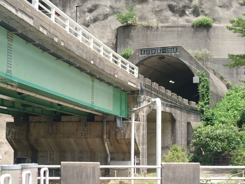 手取川ダム展望台付近の東二口第一隧道