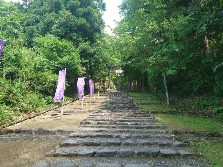 平泉寺白山神社の精進坂