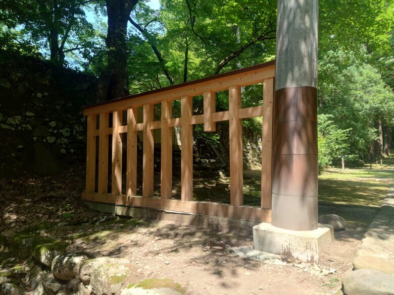 平泉寺白山神社の鳥居の柵