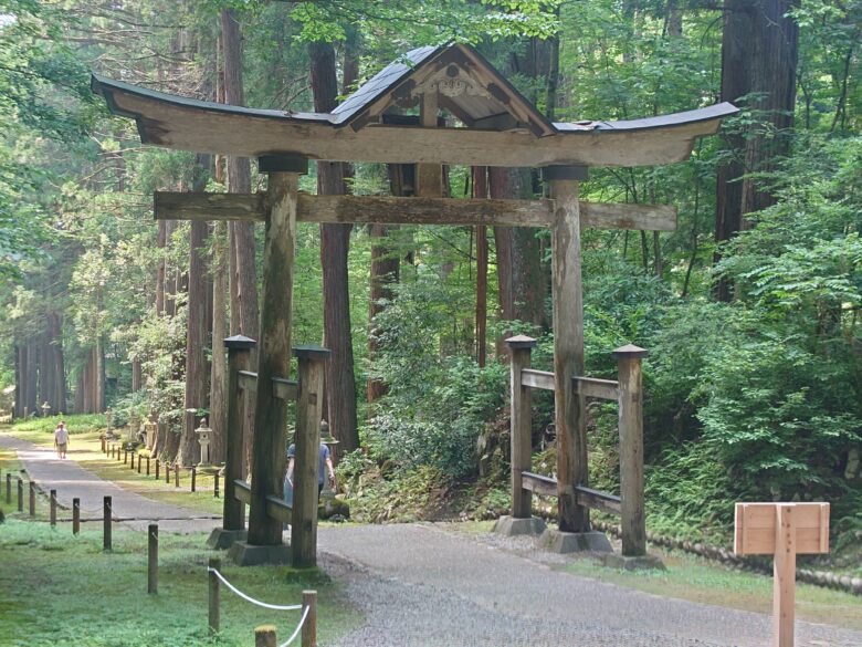 平泉寺白山神社の二の鳥居