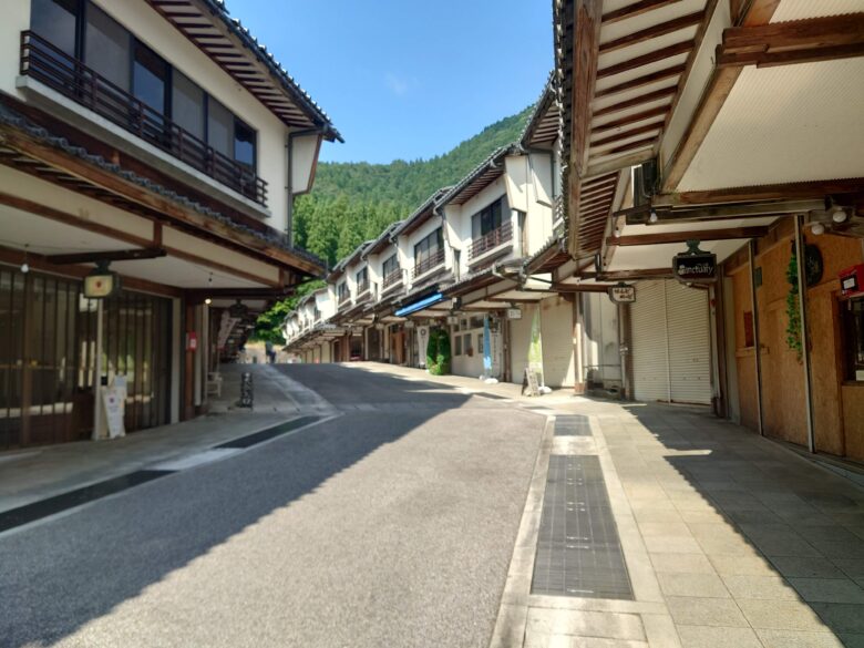 大師山清大寺の門前町(商店エリア)