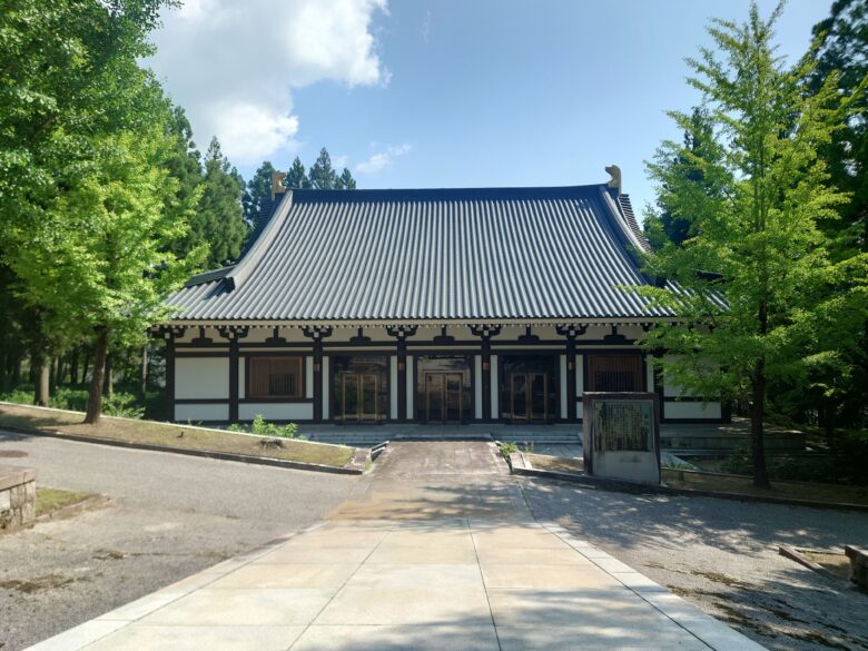 大師山清大寺の回廊から見た境内選仏場
