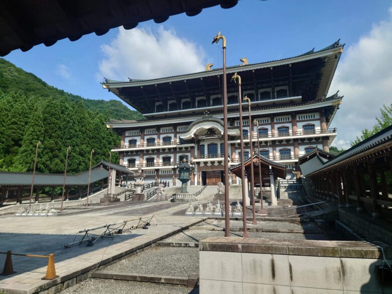 大師山清大寺の大仏殿