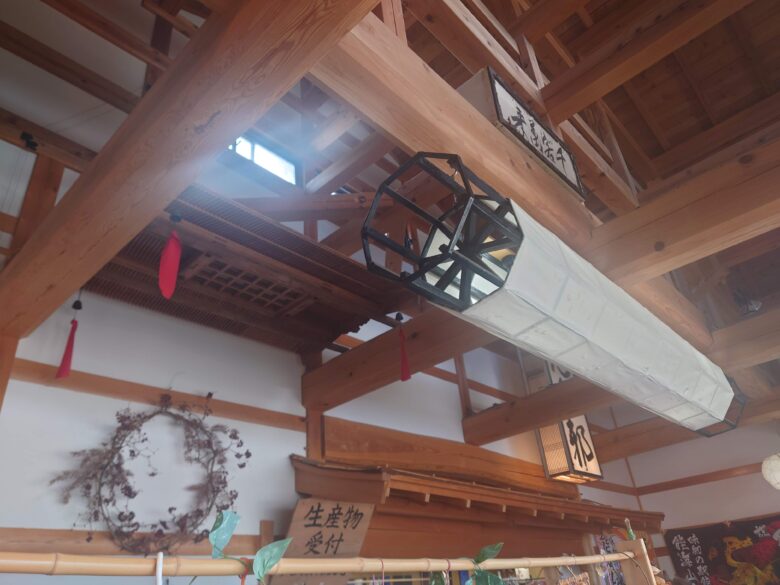 味知の駅能登 能海山市場のキリコの部品