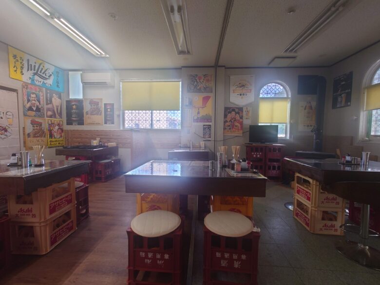 炭火やきとり たこべえの店内の雰囲気