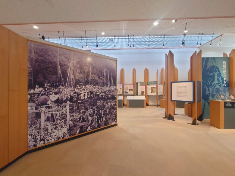 中島お祭り資料館・伝承館の伝承館の展示