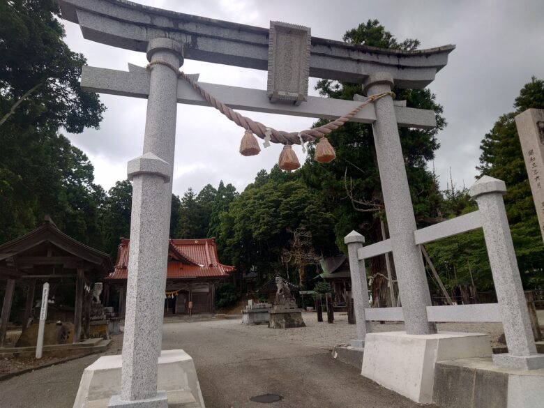 久麻加夫都阿良加志比古神社（熊甲神社）の鳥居