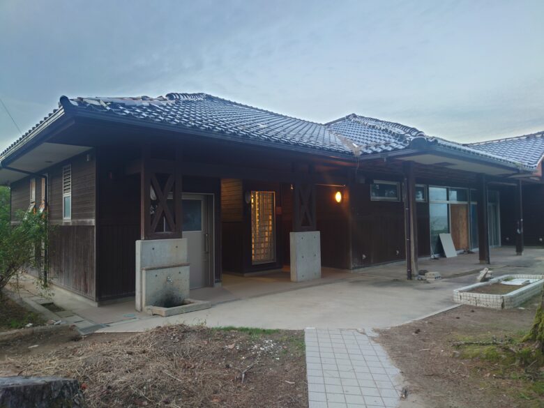 見附島のお手洗い