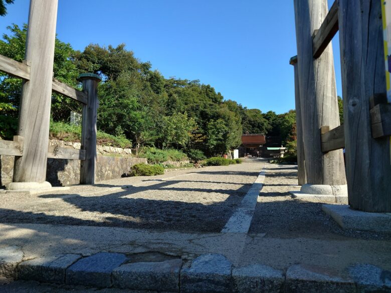 気多大社と鳥居の入口