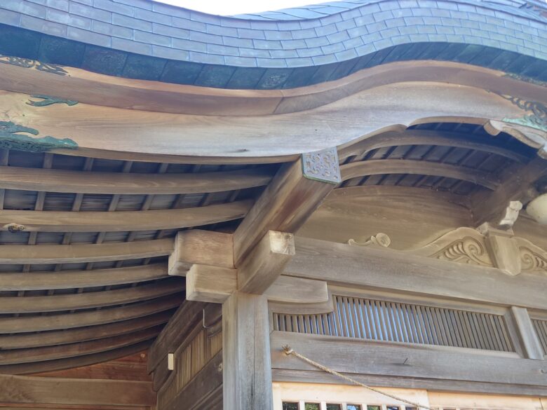 気多大社の曲線を用いた立派な建築技術