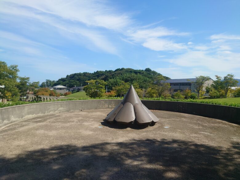 石川県七尾美術館のオブジェクト