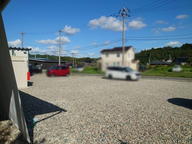 コミセン門前BASEの駐車場