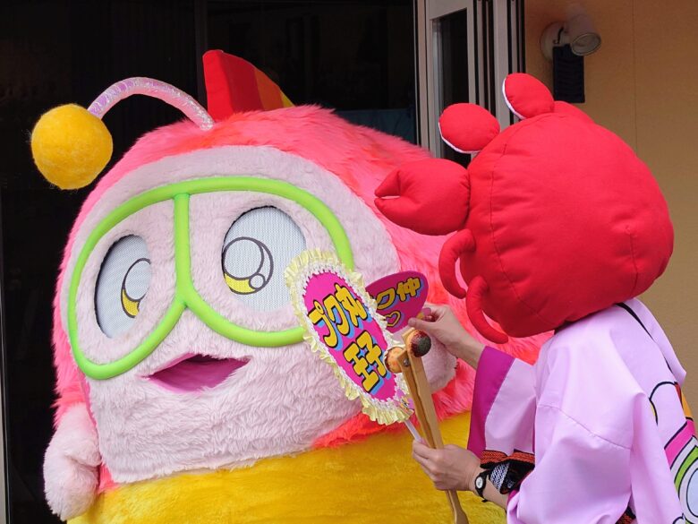 プク丸とかにこ隊長