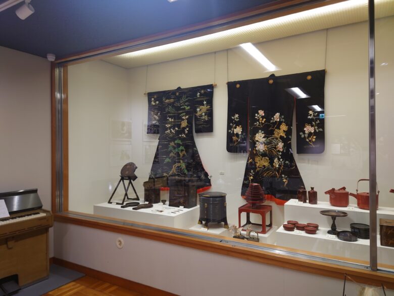 羽咋市歴史民俗資料館の着物の展示