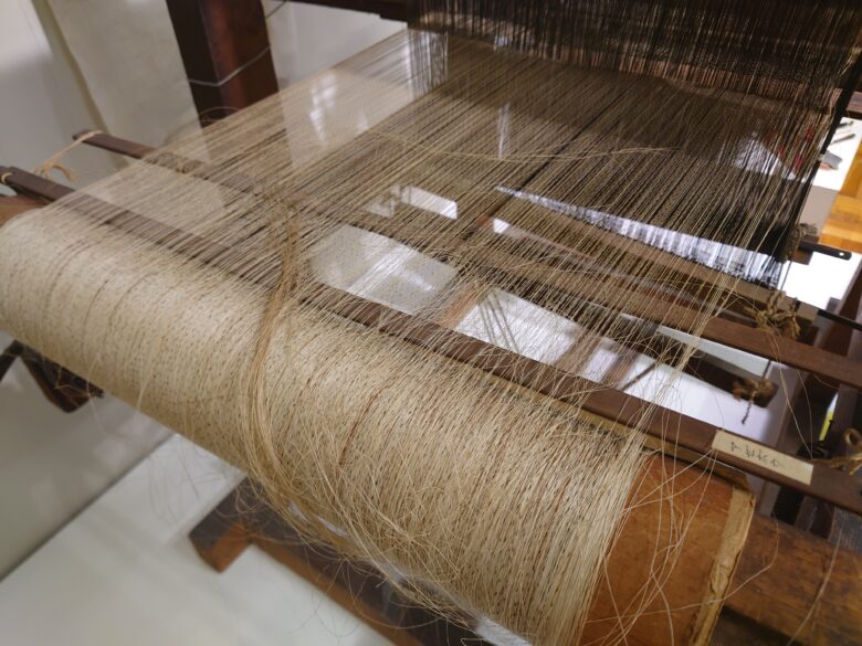 羽咋市歴史民俗資料館の能登上布の折機