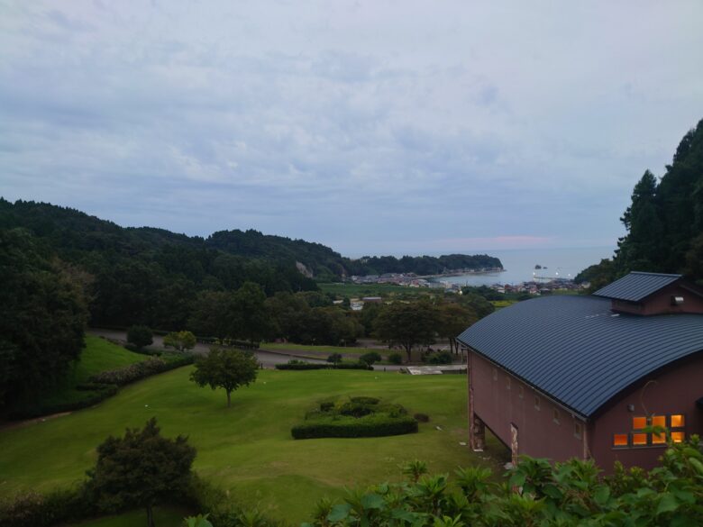 縄文真脇温泉の屋上から見える景色