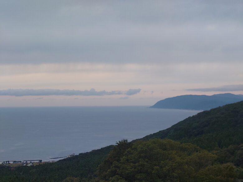 杉津 パーキングエリア (下り)からの景色